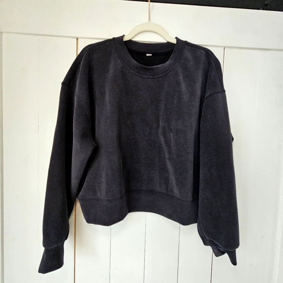 Lululemon Perfectly Oversized Cropped Crew 8 - Picture 2 of 4